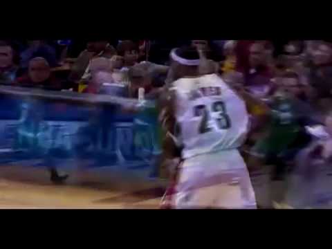 Lebron Tomahawk Dunk